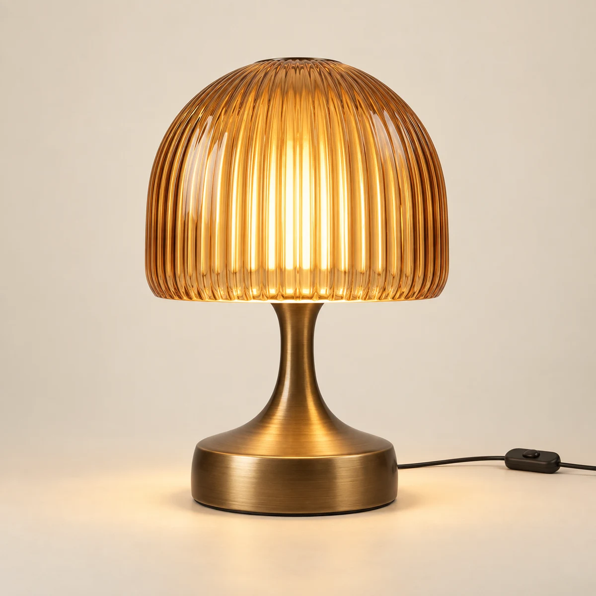 Blythe Amber Table Lamp in Bronze & Amber